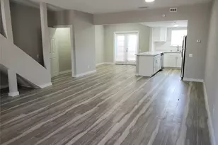 11710 Southlake Dr, Houston, TX 77077 - Photo 5