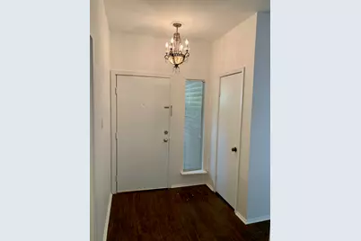2025 Augusta Drive #203, Houston, TX 77057 - Photo 3