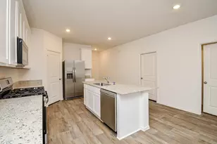 3814 Axyl Run Ct, Fulshear, TX 77441 - Photo 7