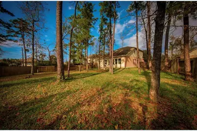 18 Milepost Court, The Woodlands, TX 77382 - Photo 21