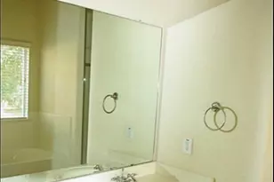 18 Milepost Ct, The Woodlands, TX 77382 - Photo 9