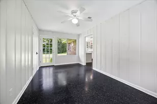 4030 McDermed Dr, Houston, TX 77025 - Photo 11