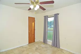 1716 Dolphin Dr, Seabrook, TX 77586 - Photo 17