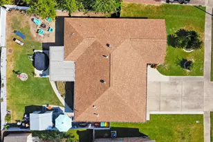 1716 Dolphin Dr, Seabrook, TX 77586 - Photo 31