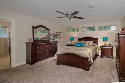4 Postvine Court, The Woodlands, TX 77381 - Photo 17