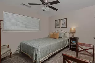 4 Postvine Ct, The Woodlands, TX 77381 - Photo 9