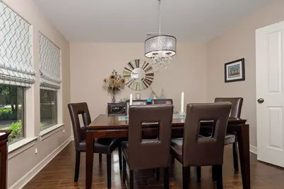 4 Postvine Court, The Woodlands, TX 77381 - Photo 7