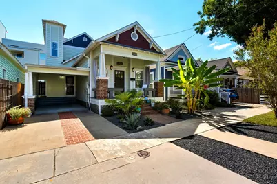 2011 Crockett Street, Houston, TX 77007 - Photo 3