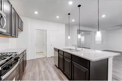 7211 Bakersfield Court, Rosharon, TX 77583 - Photo 5