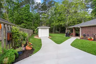 1415 River Oaks Dr, Huntsville, TX 77340 - Photo 37