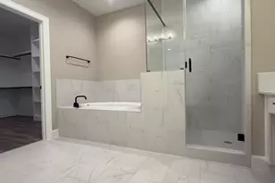 4309 B Dickson Street St, Houston, TX 77007 - Photo 11