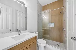 7503 Northwoods Dr, Sugar Land, TX 77479 - Photo 25