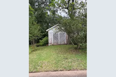 213 W Abbey Street, Livingston, TX 77351 - Photo 29