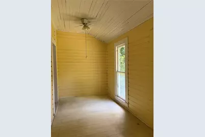 213 W Abbey Street, Livingston, TX 77351 - Photo 13