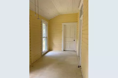 213 W Abbey Street, Livingston, TX 77351 - Photo 13