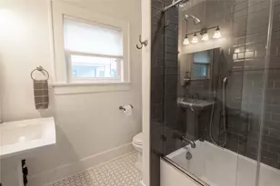927 Highland St, Houston, TX 77009 - Photo 13