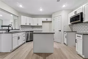 13414 Ravensway Dr, Cypress, TX 77429 - Photo 5