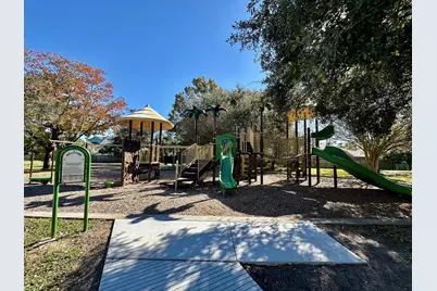 2523 Baycrest Drive, Houston, TX 77058 - Photo 37