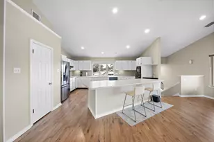 2523 Baycrest Dr, Houston, TX 77058 - Photo 7