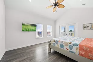 218 Ocean Ave, Surfside Beach, TX 77541 - Photo 25