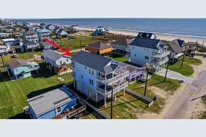 218 Ocean Avenue, Surfside Beach, TX 77541 - Photo 1