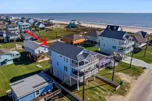 218 Ocean Ave, Surfside Beach, TX 77541 - Photo 1