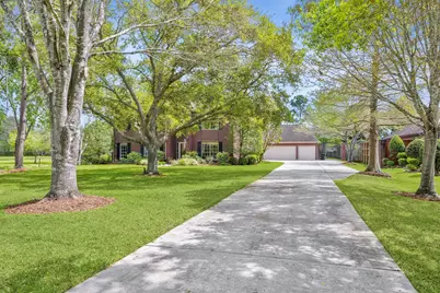 805 Murphy Lane, Friendswood, TX 77546 - Photo 1