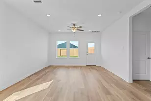 9019 Rose Water, Iowa Colony, TX 77583 - Photo 19