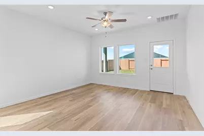 9019 Rose Water, Iowa Colony, TX 77583 - Photo 21