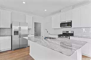 9019 Rose Water, Iowa Colony, TX 77583 - Photo 17