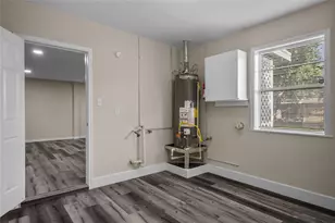 1909 16th Ave N, Texas City, TX 77590 - Photo 17