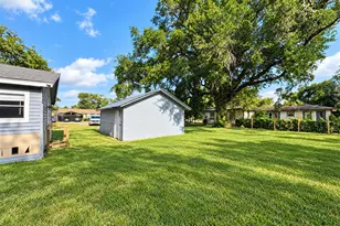 123 Barbara Dr, Clute, TX 77531 - Photo 29