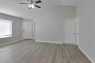 3134 Boynton Dr, Houston, TX 77045 - Photo 3