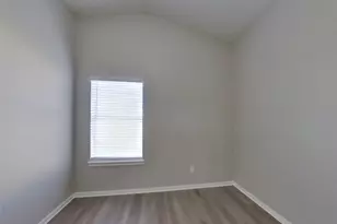 3134 Boynton Dr, Houston, TX 77045 - Photo 11