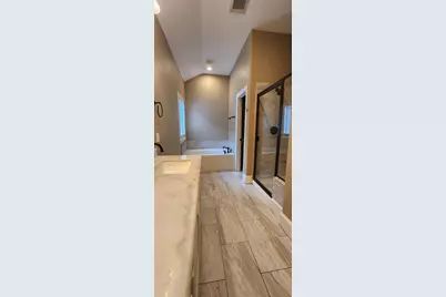 4619 Trembling Forest Lane, Houston, TX 77092 - Photo 19