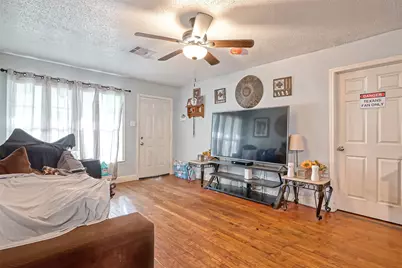 10434 Envoy Street, Houston, TX 77016 - Photo 7