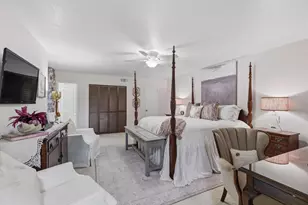 640 S Ripple Creek Dr, Houston, TX 77057 - Photo 23