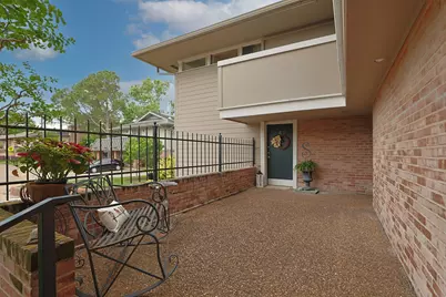 640 S Ripple Creek Drive #640, Houston, TX 77057 - Photo 3