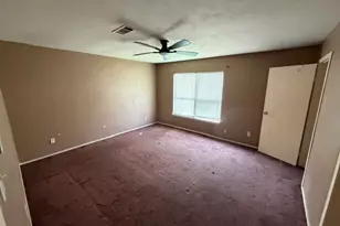 1927 Overbrook Cir, Missouri City, TX 77459 - Photo 3