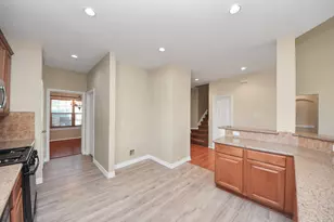 2902 Laurel Brook Ln, Pearland, TX 77584 - Photo 5