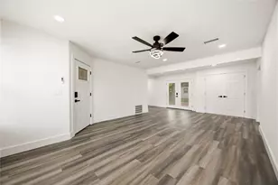 1530 15th Ave N, Texas City, TX 77590 - Photo 9