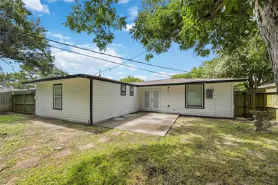 1530 15th Avenue N, Texas City, TX 77590 - Photo 27