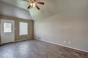 3906 Portman Glen Ln, Houston, TX 77047 - Photo 13