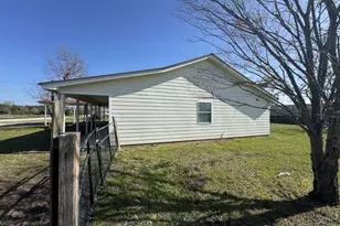 3 John Kay Rd, Huntsville, TX 77320 - Photo 19