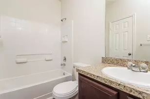12414 Roy Mix Bohn Lane, Houston, TX 77044 - Photo 7