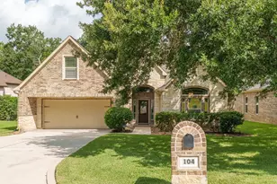 104 Lakeside Dr, Montgomery, TX 77356 - Photo 1