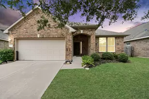 3058 Winterberry Ln, League City, TX 77539 - Photo 1