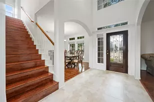 4230 Waterwood Dr, Baytown, TX 77521 - Photo 3