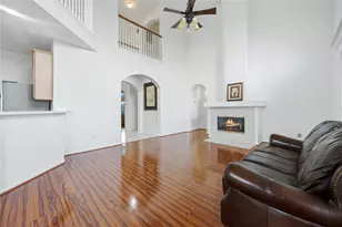 4230 Waterwood Dr, Baytown, TX 77521 - Photo 9