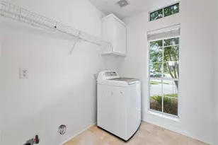 4230 Waterwood Dr, Baytown, TX 77521 - Photo 31